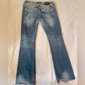 Miss Me Buckle Women’s Jeans SZ. 29 Embellished Back Pockets Medium Wash